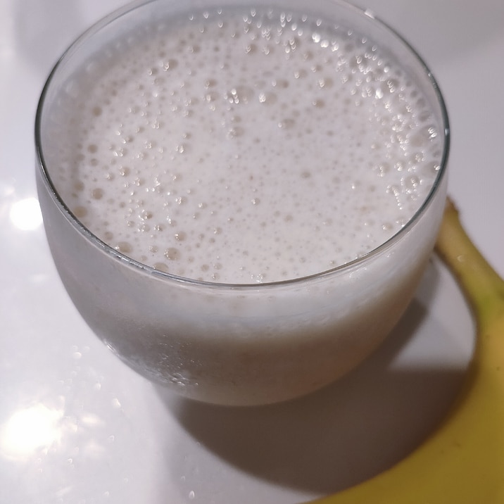 バナナヨーグルトジュース